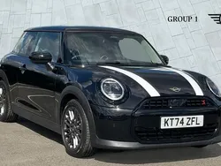 Black Used 2025 Mini Cooper S Hatch Hatchback | £25,650 (Fair price)