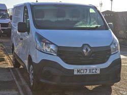 White Used 2017 Renault Trafic Business Van | £4,299 (Super price)
