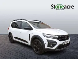 White Used 2022 Dacia Jogger Extreme MPV | £14,995 (Fair price)