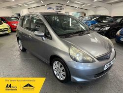 Silver Used 2008 Honda Jazz SE Hatchback | £5,250 (Expensive)
