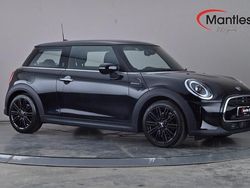 Black Used 2022 Mini Cooper Exclusive Hatchback | £18,795 (Fair price)