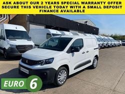 White Used 2020 Peugeot Partner Van | £5,790 (Good price)