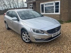 Silver Used 2014 Volvo V60 SE Lux Estate | £4,940 (Good price)