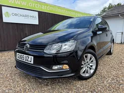 Black Used 2015 VW Polo SE Hatchback | £8,495 (Fair price)