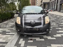 Grey Used 2007 Toyota Yaris Hatchback | £1,750 (Fair price)