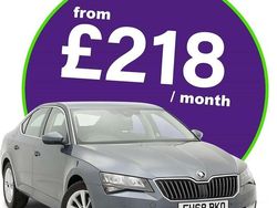 Grey Used 2019 Skoda Superb SE Hatchback | £6,620 (Expensive)
