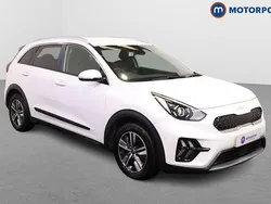 White Used 2022 Kia Niro 2 SUV | £16,299 (Fair price)