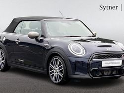 Black Used 2022 Mini Cooper S Exclusive Hatchback | £21,000 (Fair price)