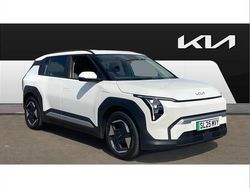 White Used 2025 Kia EV3 Air SUV | £29,495 (Fair price)
