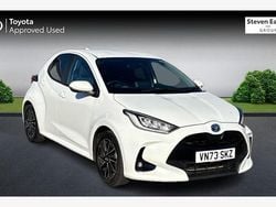 Used 2025 Toyota Yaris Hybrid Design Hatchback | £18,550 (Fair price)