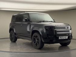 Used 2025 Land Rover Defender HSE Dynamic SUV | £55,100 (Super price)