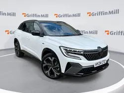 White/black Used 2024 Renault Austral Iconic Esprit Alpine SUV | £27,497 (A bit pricey)