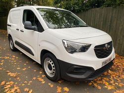 White Used 2019 Vauxhall Combo Edition MPV | £6,500 (Good price)