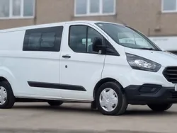White Used 2019 Ford Transit Custom Van | £11,995 (Expensive)