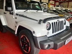 White Used 2014 Jeep Wrangler Overland SUV | £21,995 (Fair price)