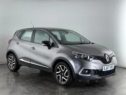 Grey Used 2017 Renault Captur Dynamique SUV | £11,050 (Fair price)