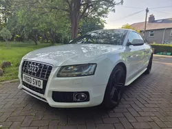 White Used 2010 Audi A5 Coupe | £4,995 (Good price)
