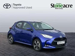 Blue Used 2025 Toyota Yaris Hybrid Design Hatchback | £20,500 (Fair price)