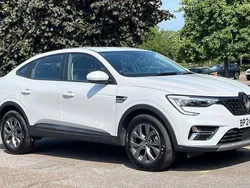 Id metallic pearl white Used 2024 Renault Arkana Evolution SUV | £18,284 (Super price)