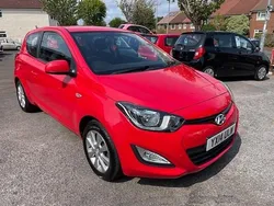 Red Used 2014 Hyundai i20 Active Hatchback | £3,975 (Expensive)
