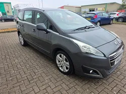 Grey Used 2014 Peugeot 5008 Active MPV | £4,795 (Fair price)