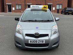 Silver Used 2009 Toyota Yaris Hatchback | £3,600 (Fair price)