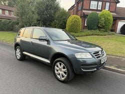 Grey Used 2006 VW Touareg Sportline SUV | £1,995 (Fair price)