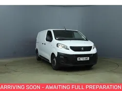 White Used 2023 Peugeot Expert Premium Van | £14,950 (Fair price)