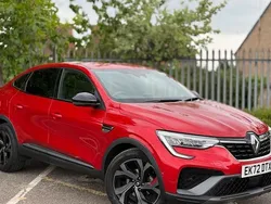 Id metallic flame red Used 2022 Renault Arkana R.S. SUV | £16,400 (Fair price)