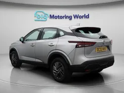 Silver Used 2022 Nissan Qashqai Acenta Premium SUV | £18,500 (Good price)