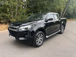 Black Used 2025 Isuzu D-Max Pickup | £33,999 (Fair price)
