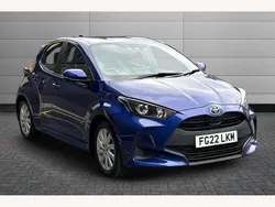 Blue Used 2022 Toyota Yaris Hybrid Hatchback | £15,750 (Good price)