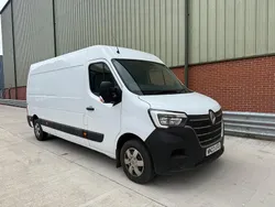 White Used 2023 Renault Master Business Van | £17,499 (Good price)