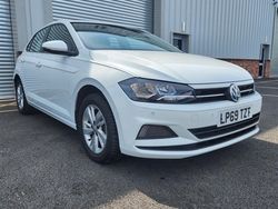 White Used 2020 VW Polo SE Hatchback | £12,995 (Fair price)