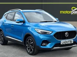 Battersea blue metallic Used 2024 MG ZS Exclusive Sedan | £16,400 (Fair price)