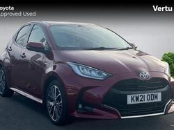 Used 2025 Toyota Yaris Hybrid Hatchback | £17,959 (Good price)