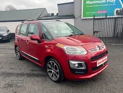 Red Used 2015 Citroën C3 Picasso SELECTION MPV | £4,950 (A bit pricey)