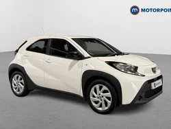 White Used 2023 Toyota Aygo PURE Hatchback | £10,799 (Fair price)