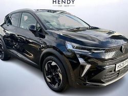 Diamond black New 2025 Renault Captur Techno SUV | £24,581 (Expensive)