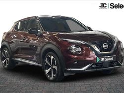 Red Used 2023 Nissan Juke Tekna SUV | £15,300 (Fair price)
