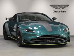 Racing green Used 2022 Aston Martin V8 Vantage Coupe | £124,950