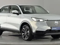 White Used 2023 Honda HR-V Elegance SUV | £23,799 (Fair price)