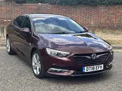 Red Used 2018 Vauxhall Insignia SRi Hatchback | £10,249 (Fair price)