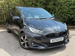 Black Used 2024 Toyota Yaris Hybrid Design Hatchback | £20,299 (Fair price)
