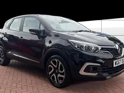 Black Used 2018 Renault Captur Dynamique SUV | £7,606 (Fair price)