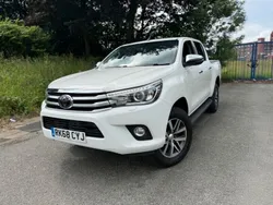 White Used 2018 Toyota HiLux Pickup | £22,490 (Good price)