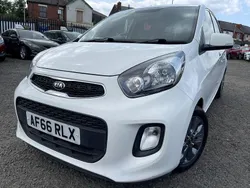 White Used 2016 Kia Picanto 2 Hatchback | £3,995 (Fair price)