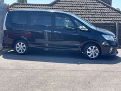Black Used 2013 Nissan Serena MPV | £8,995 (Good price)