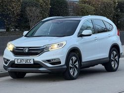 White Used 2017 Honda CR-V EX SUV | £9,490 (Fair price)