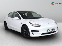 White Used 2021 Tesla Model 3 Sedan | £19,975 (Fair price)